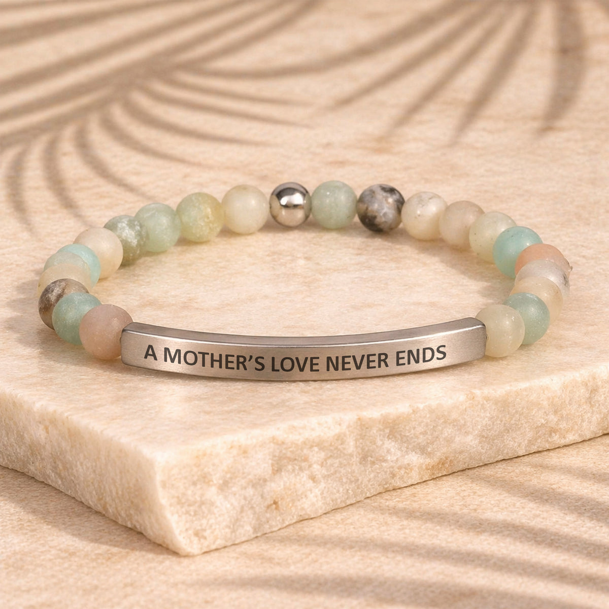 Engraved bracelet for mothers