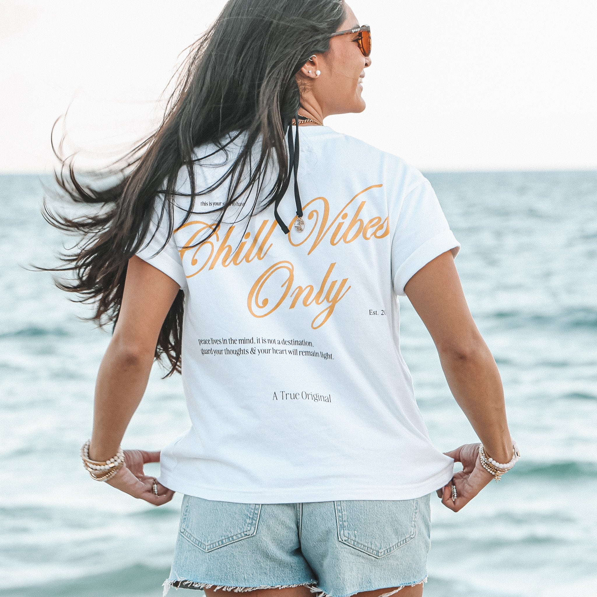 CHILL VIBES - CROP TEE