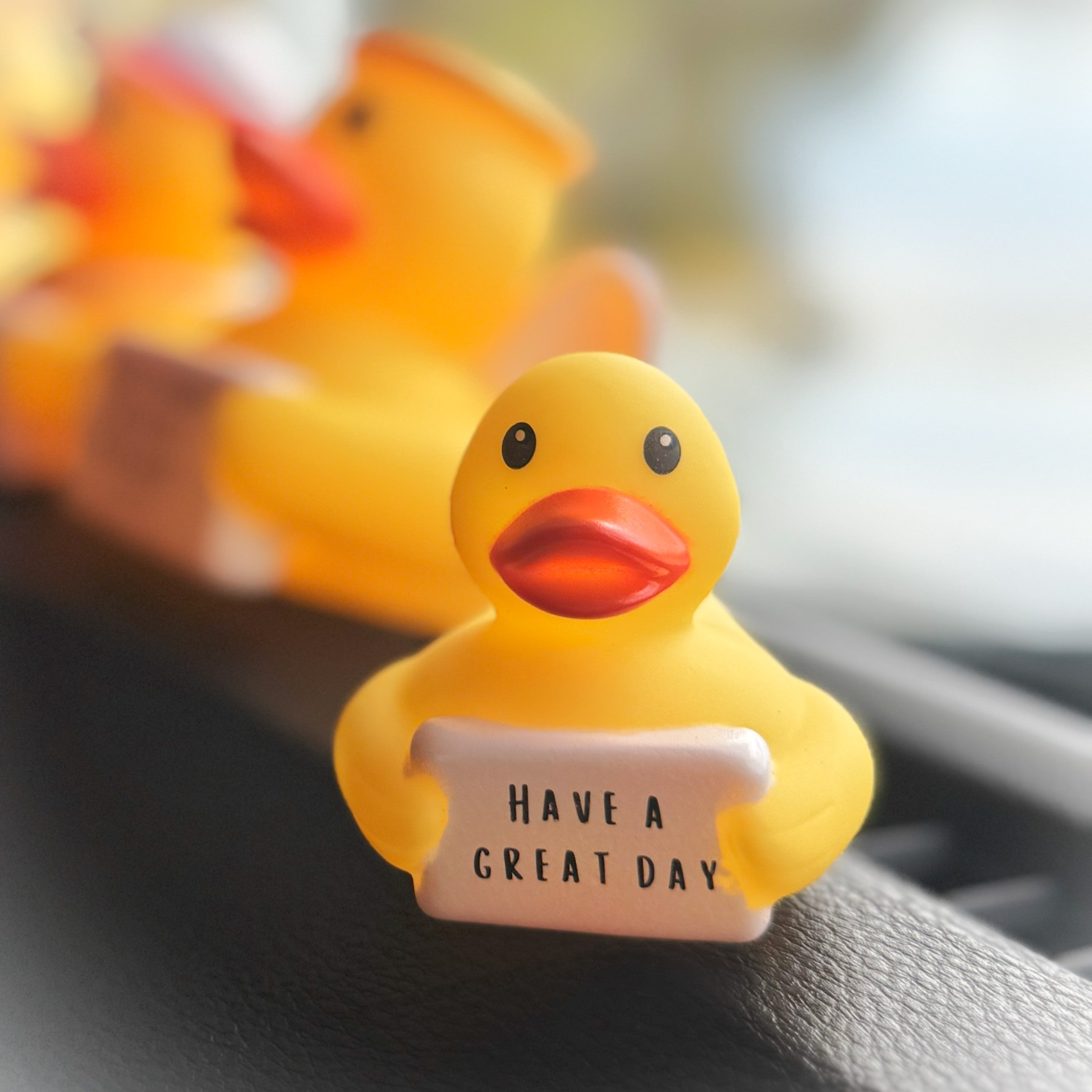 HAVE A GREAT DAY - PUDDLES THE DUCK Mini (Collector&