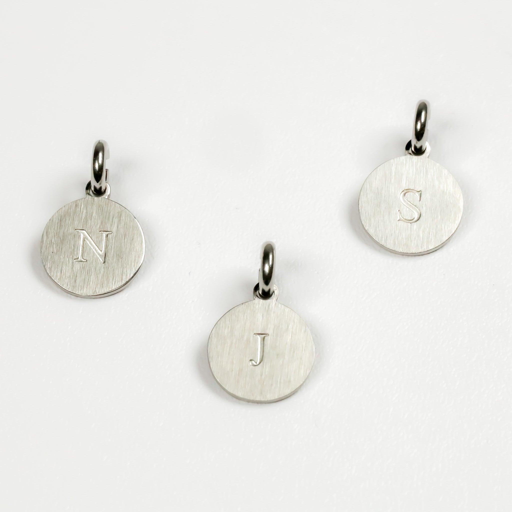 "B" PENDANT - Inspiration Co.