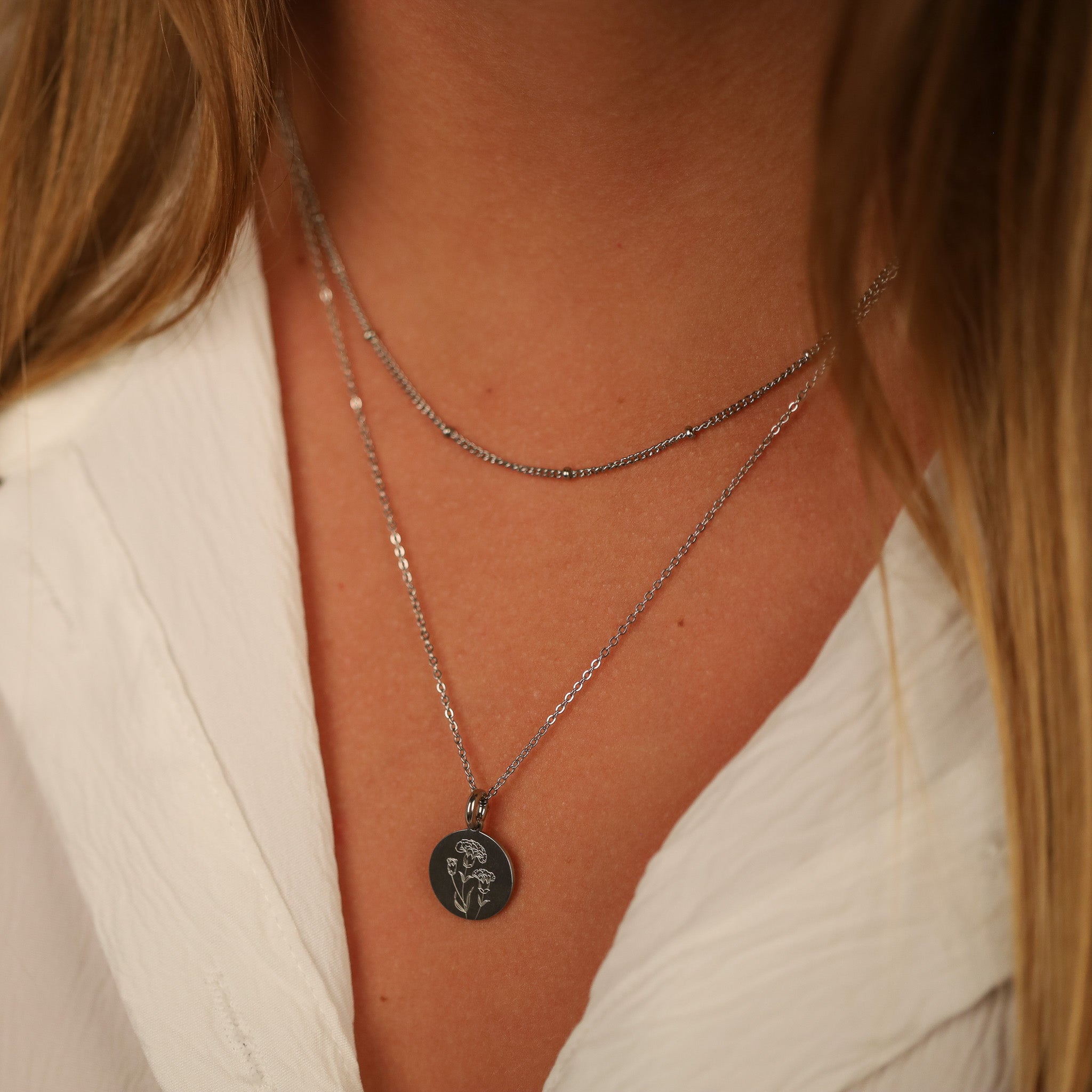 CARNATION BIRTH-FLOWER PENDANT - Inspiration Co.