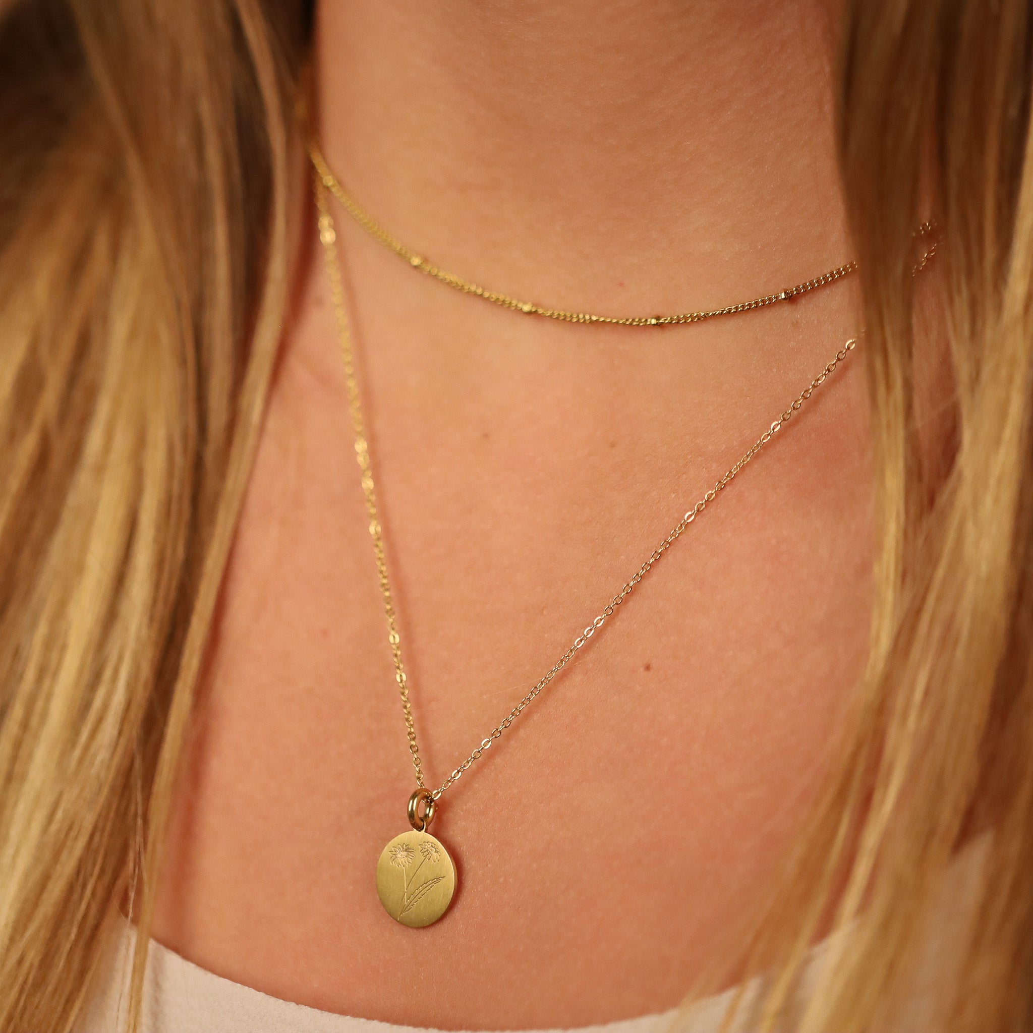 DAISY BIRTH-FLOWER PENDANT - Inspiration Co.
