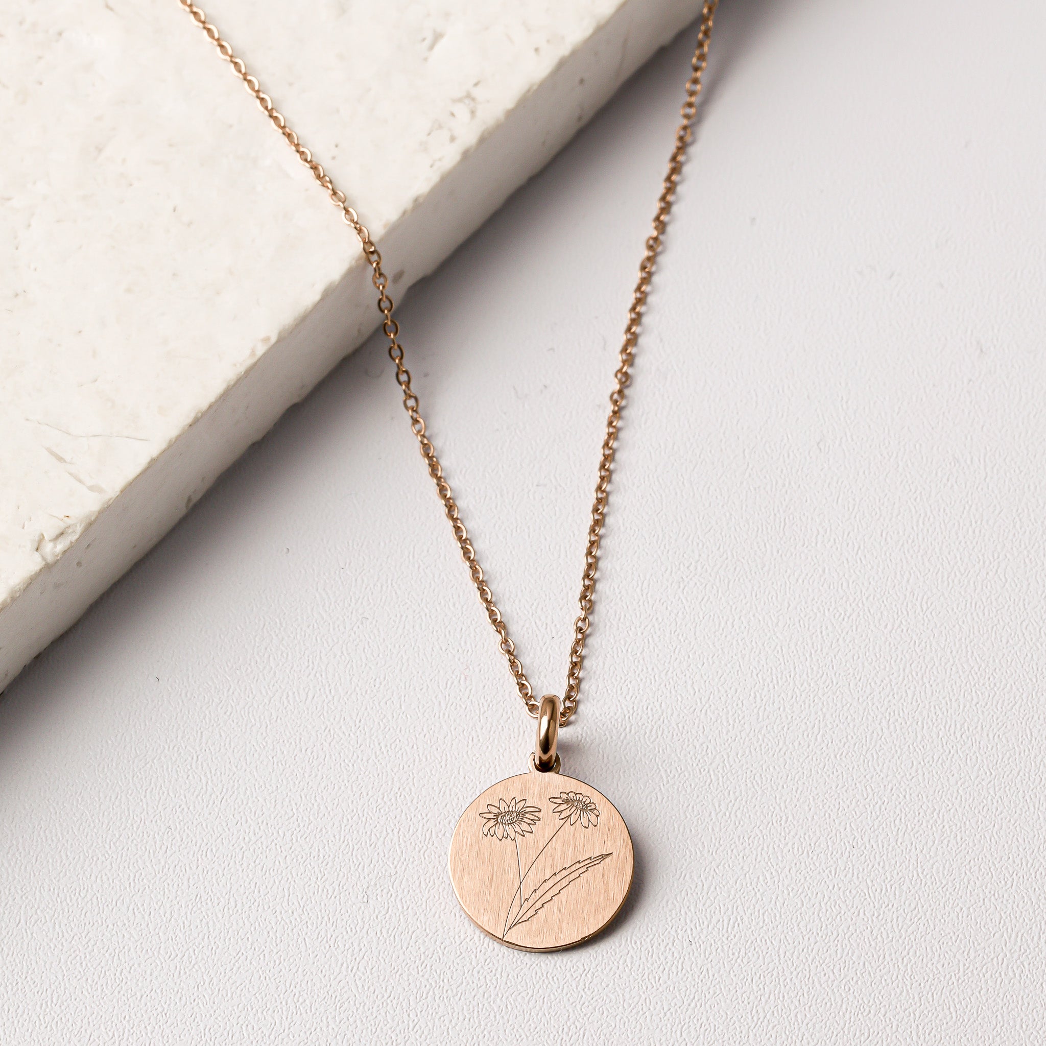 DAISY BIRTH-FLOWER PENDANT - Inspiration Co.