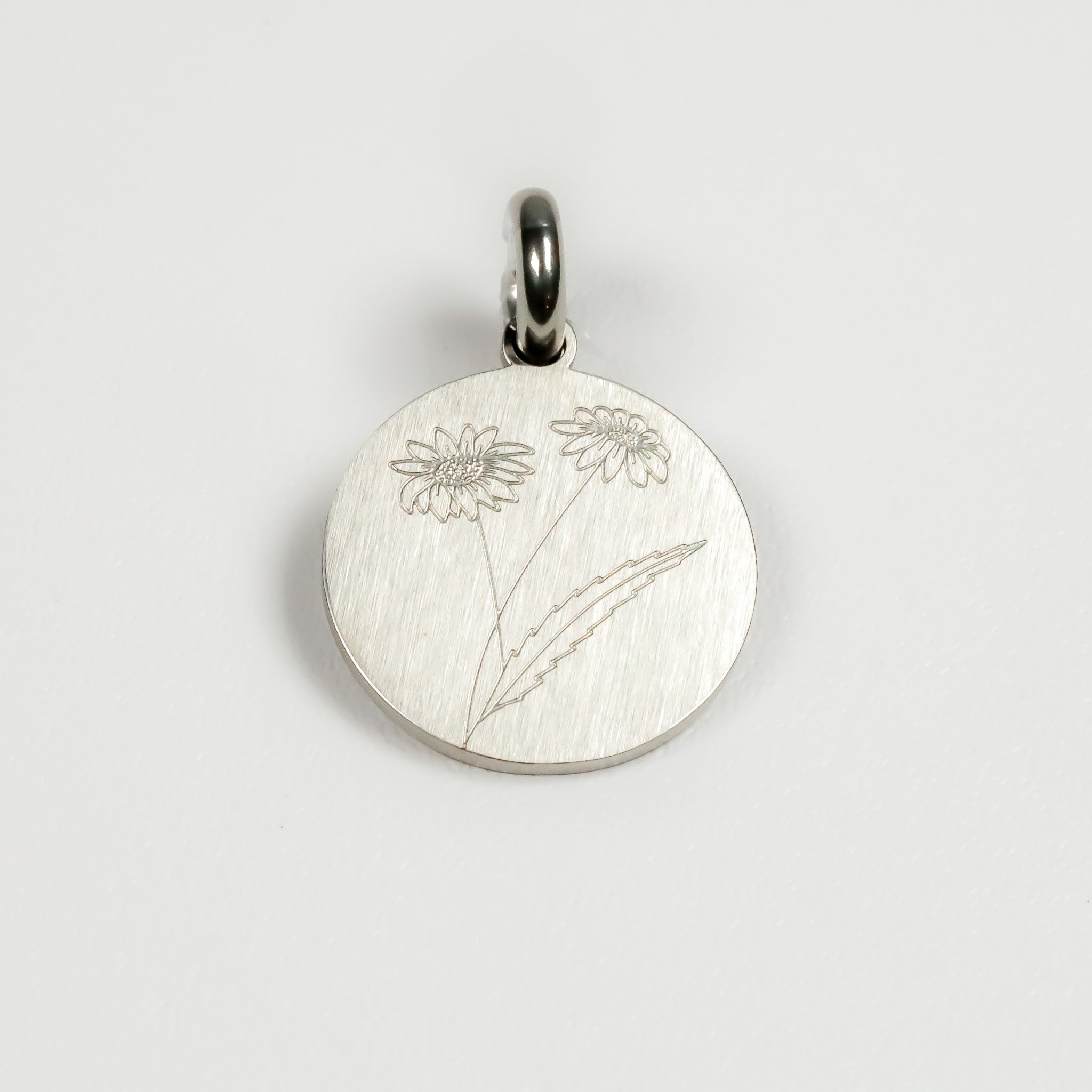 DAISY BIRTH-FLOWER PENDANT - Inspiration Co.