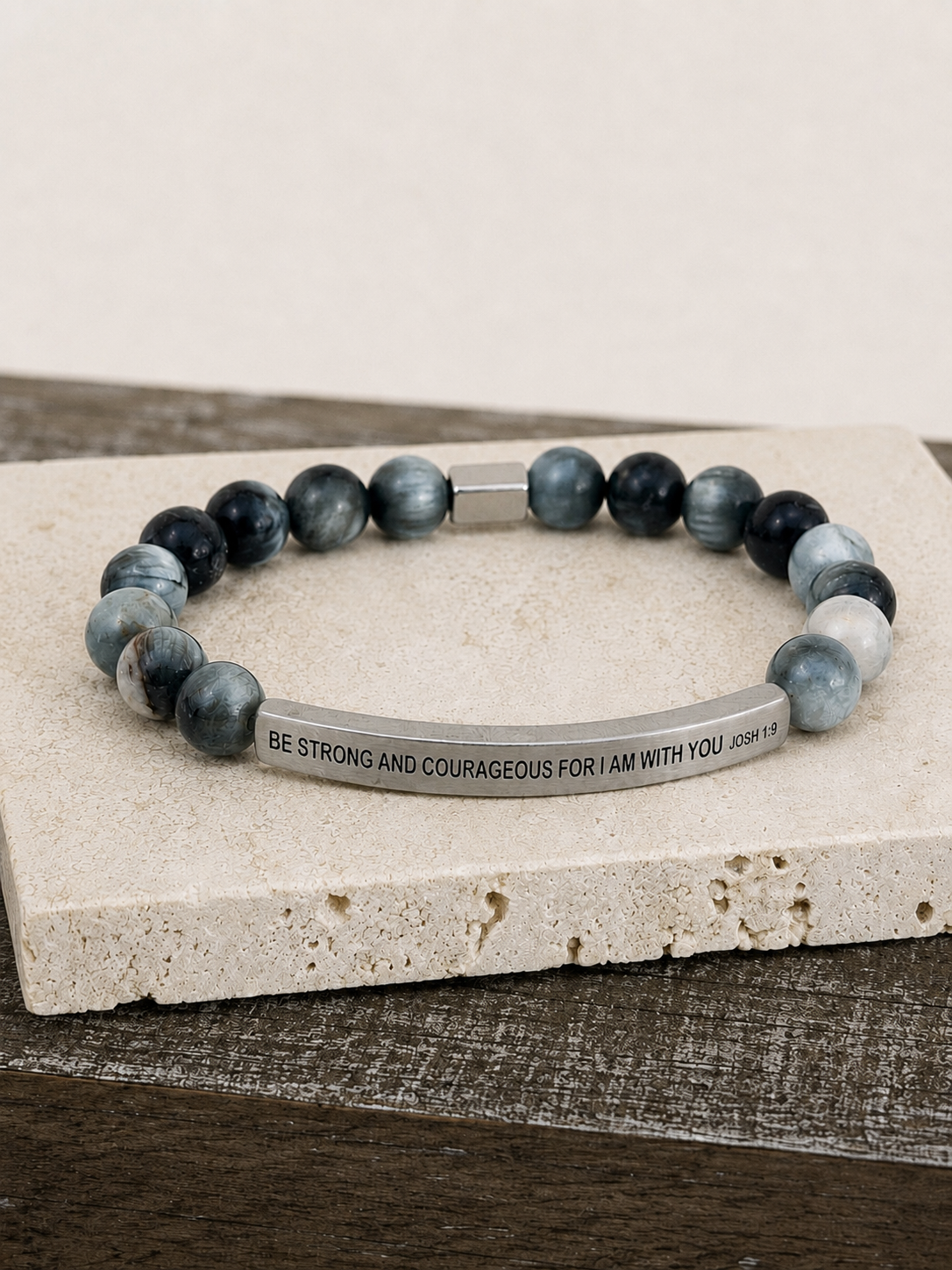 BE STRONG AND COURAGEOUS FOR I AM WITH YOU JOSHUA 1:9 - Mens Collection
