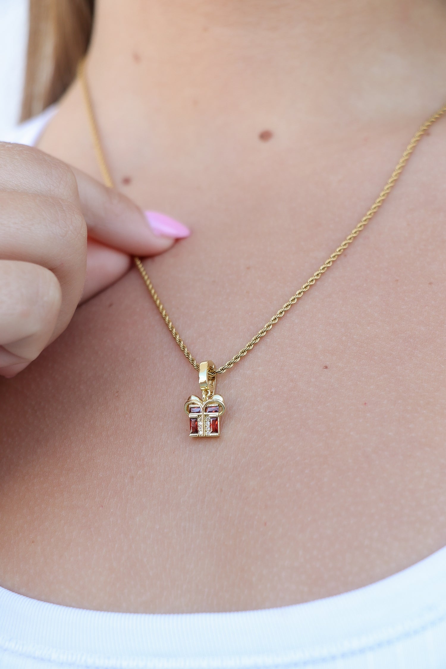 PRESENT CHARM