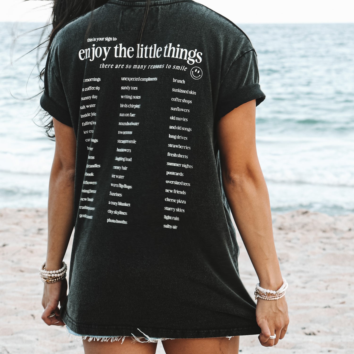 ENJOY THE LITTLE THINGS - TEE