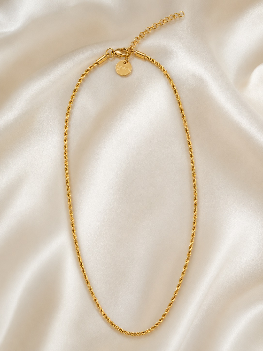 TWISTED CHAIN NECKLACE