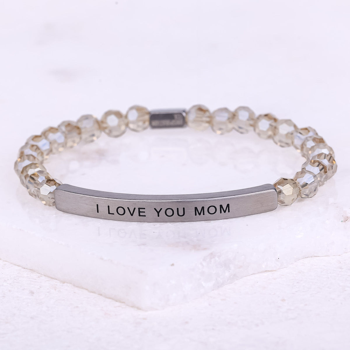 meaningful gift for mom