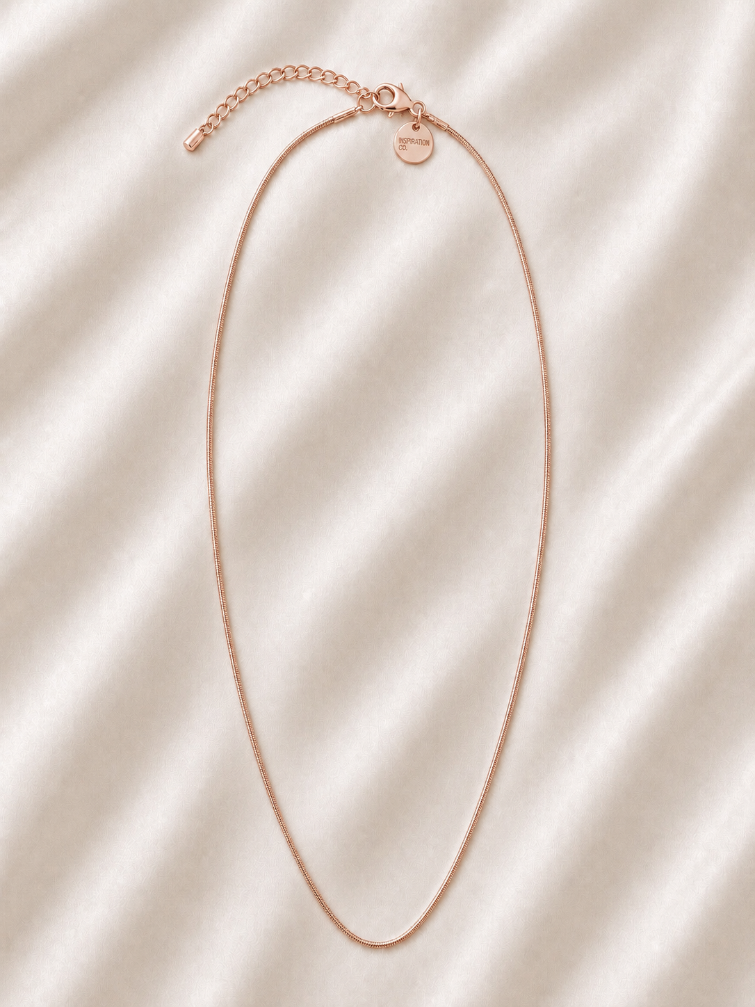 POLE CHAIN NECKLACE