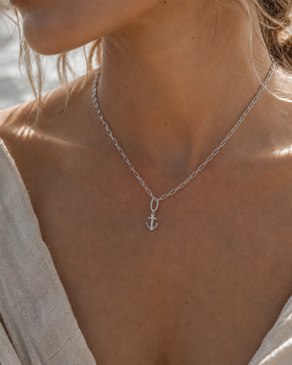 PAPERCLIP CHAIN NECKLACE