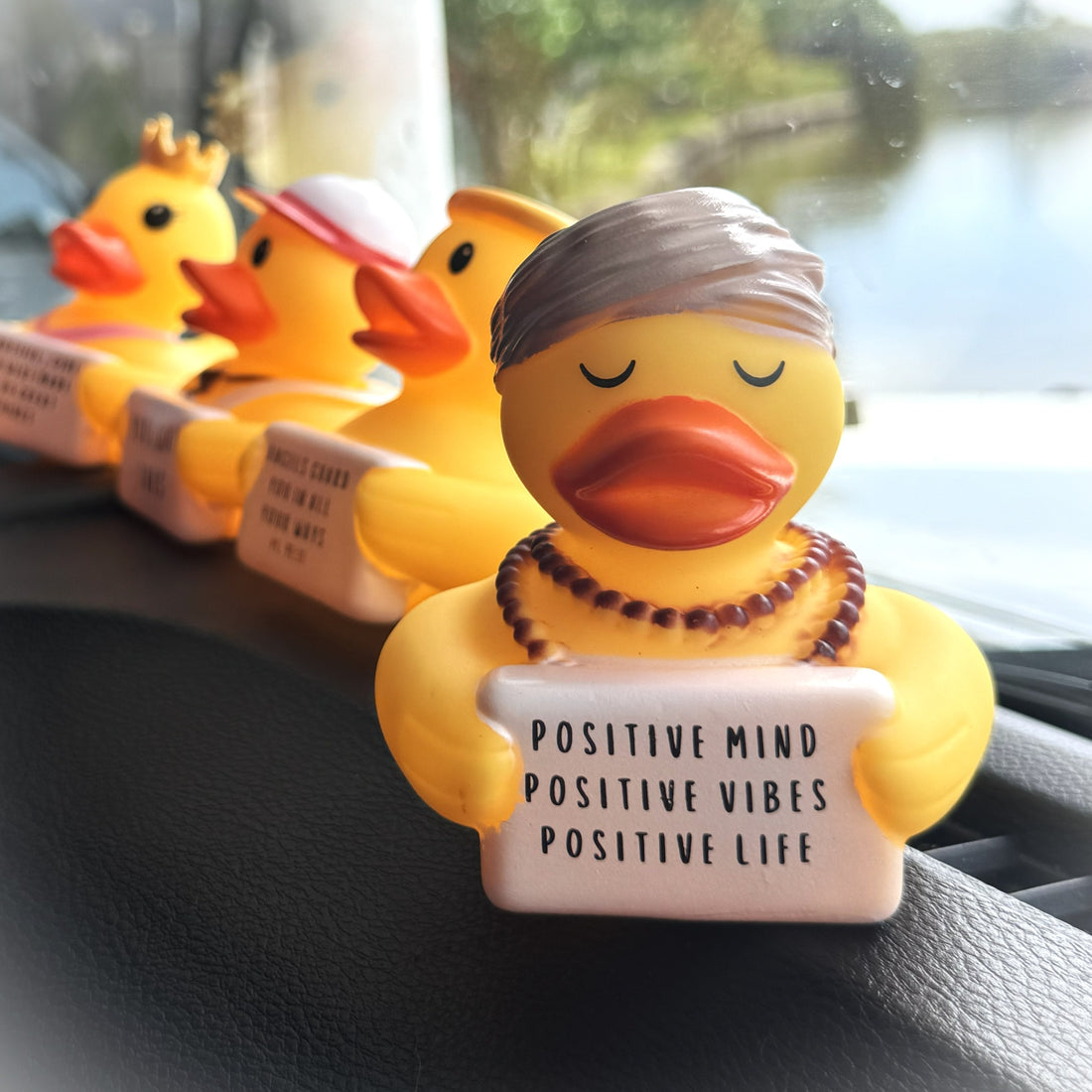 Positive Mind, Positive Vibes, Positive Life. - Aura - Yogi Duck (Collector&