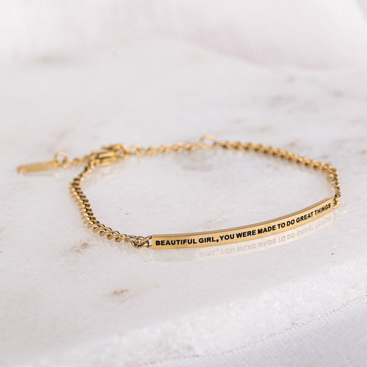 gold chain bracelet with engraving