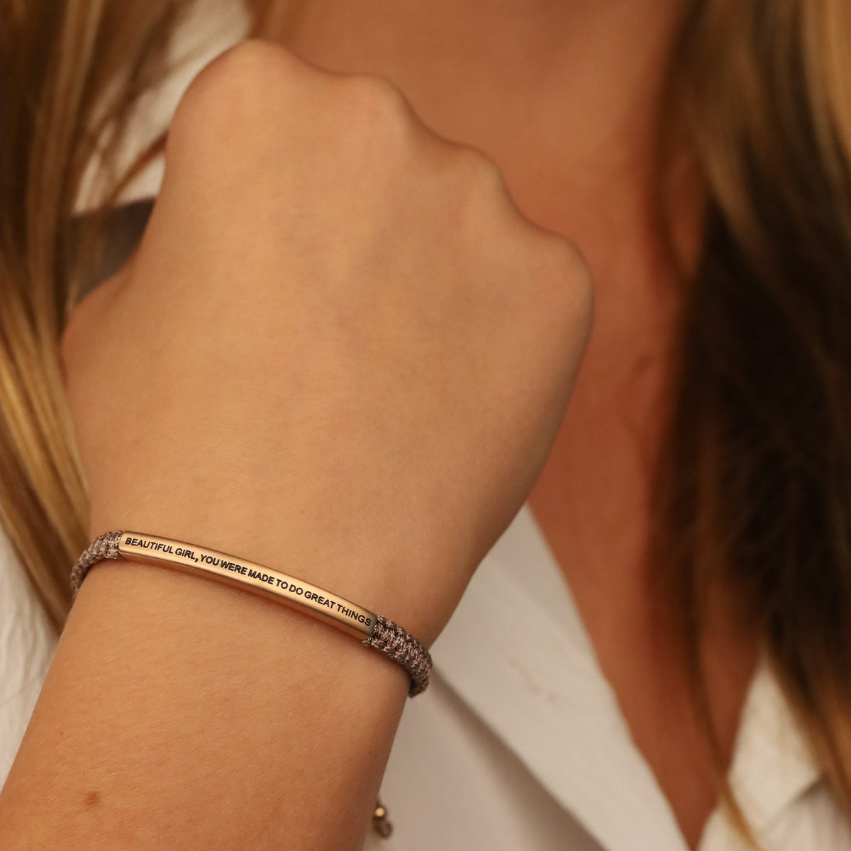 Thoughtful gift bracelet for her
