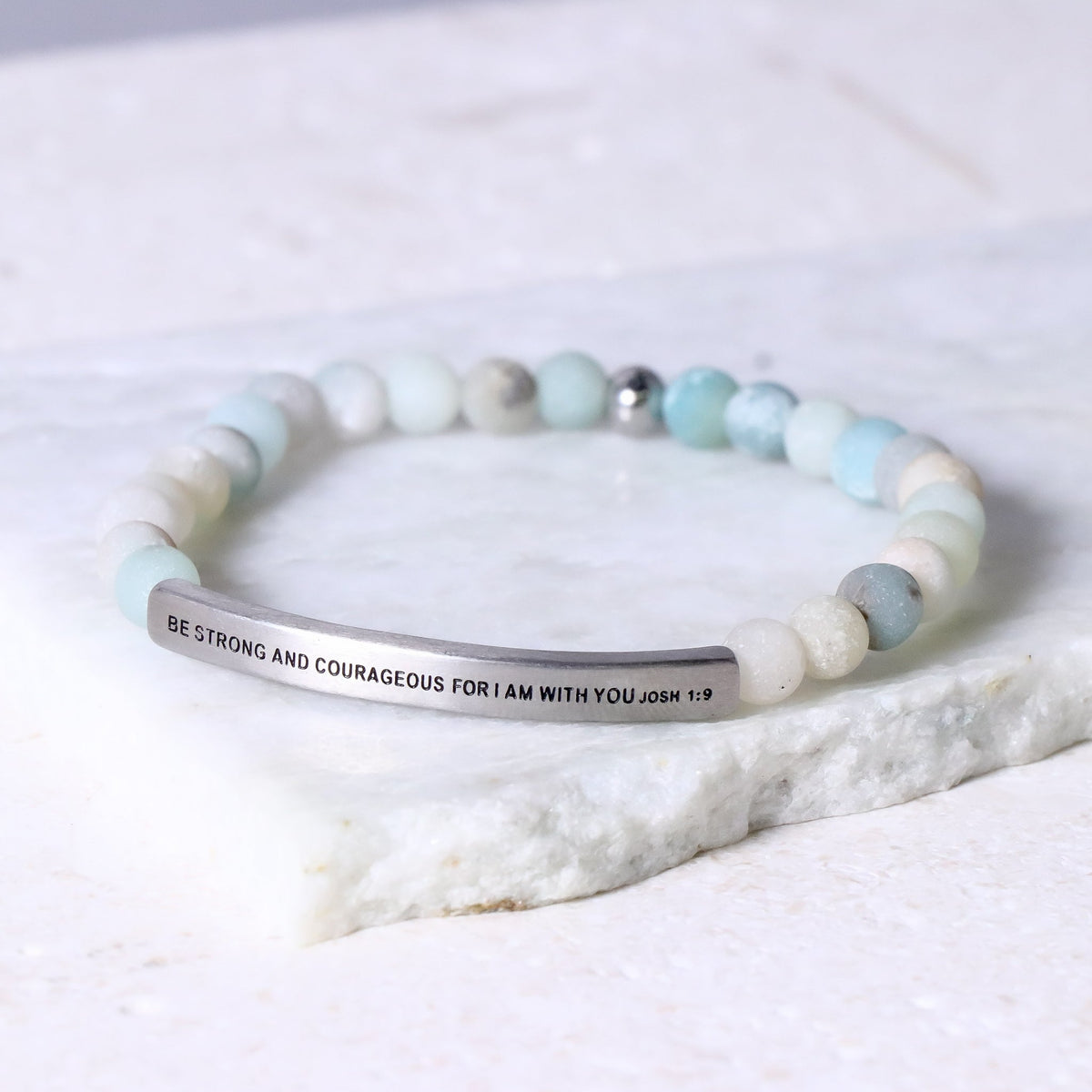 Turquoise beaded gemstone bracelet