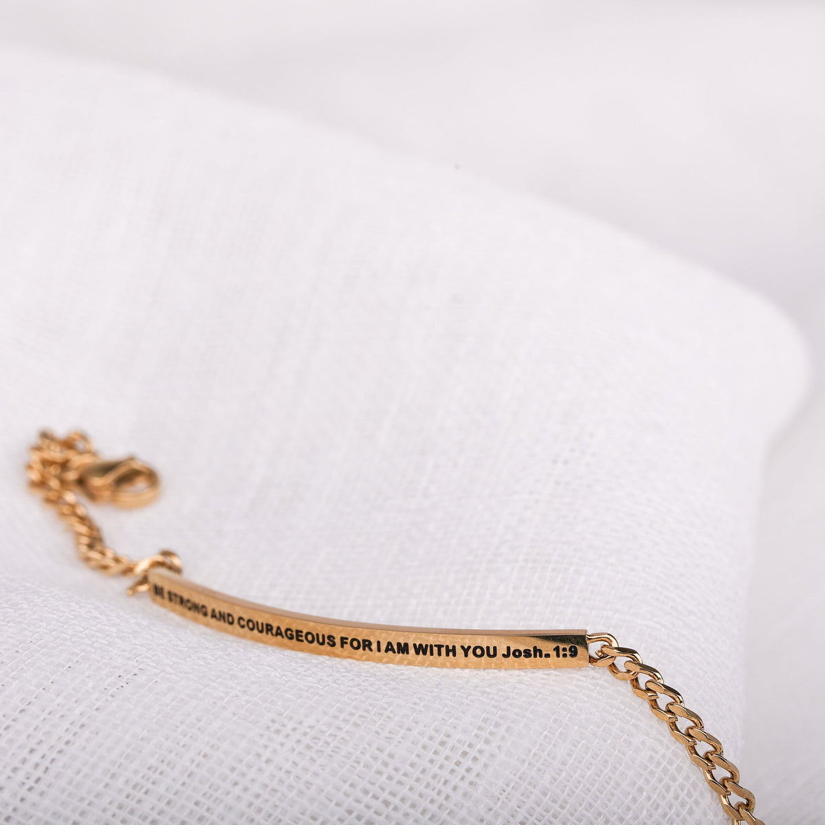 adjustable gold bracelet