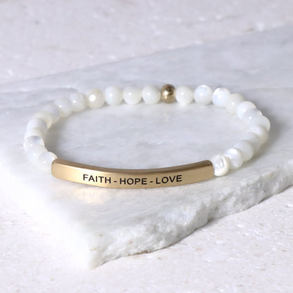 Pearl bracelet with engraved message