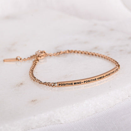 Chain bracelet engraved with “Positive Mind Positive Vibes Positive Life”