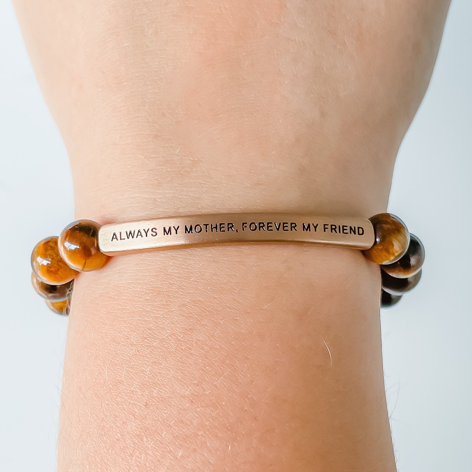 (Tiger Eye)