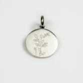 HOLLY BIRTH-FLOWER PENDANT - Inspiration Co.